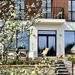 Zagroda Na Pacanach Bed & Breakfast