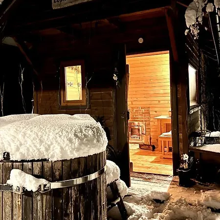 Zagroda Na Pacanach Bed & Breakfast