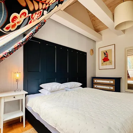 Zagroda Na Pacanach Bed & Breakfast *