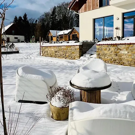 Zagroda Na Pacanach Bed & Breakfast